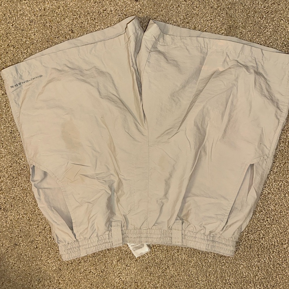 Columbia Khaki Shorts